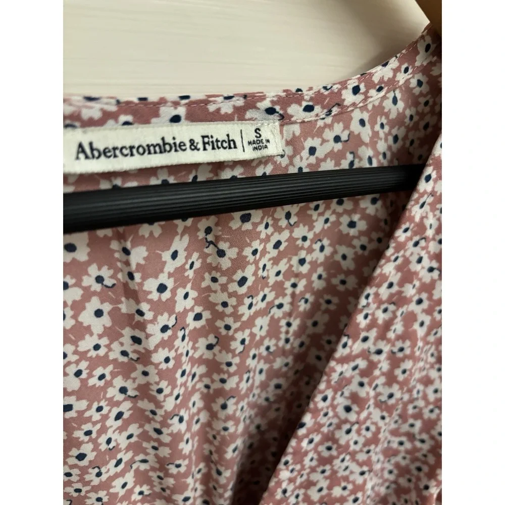 Abercrombie & Fitch‎ Women's Pink Floral Cropped Blouse Puff Sleeves Size Small